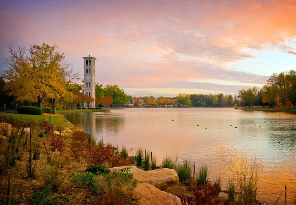 Furman-Lake-autumn600