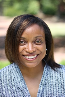 Shantá Hinton 