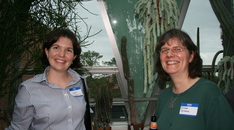 Alumni Seminar speaker Laura Terry '03 with faculty member Diane Shakes