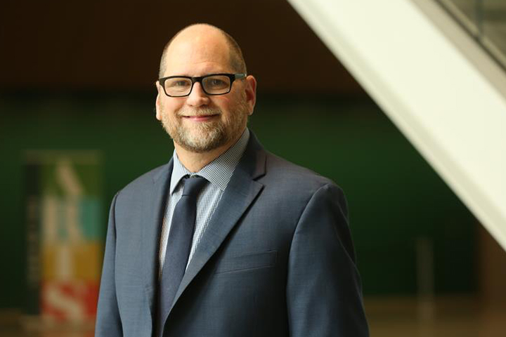 Executive & Artistic Director of the Arts Eric Despard is spearheading William & 玛丽's arts renaissance by collaborating with campus partners and beyond to bring the university's new Arts Quarter to life. (Photo by Stephen Salpukas)