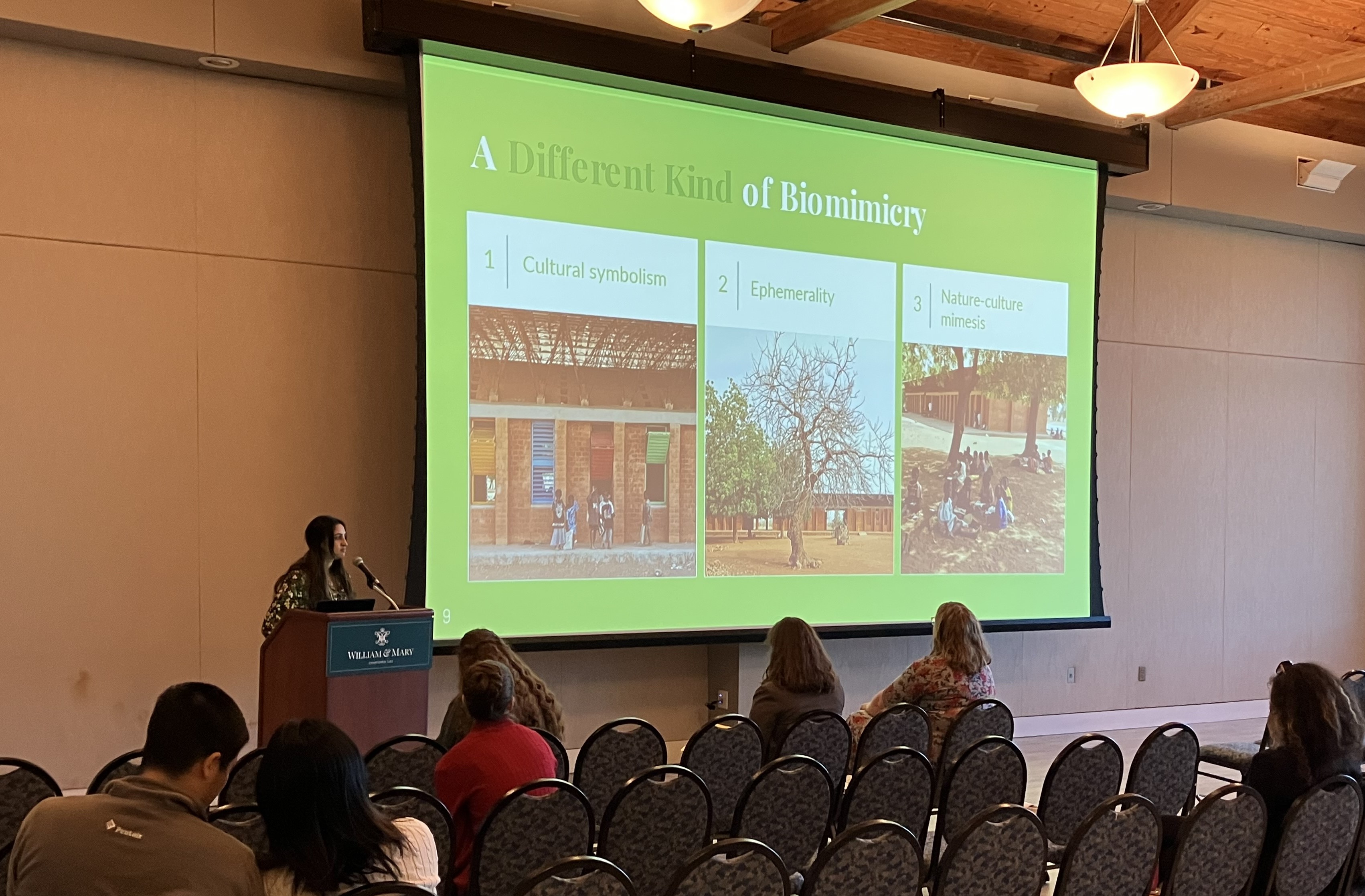 Tara Vasanth '23 presented her Honors research at the inaugural Graduate & Honors Research Symposium in William & 玛丽's Sadler Center in March 2023. (photo by Charles Center staff)