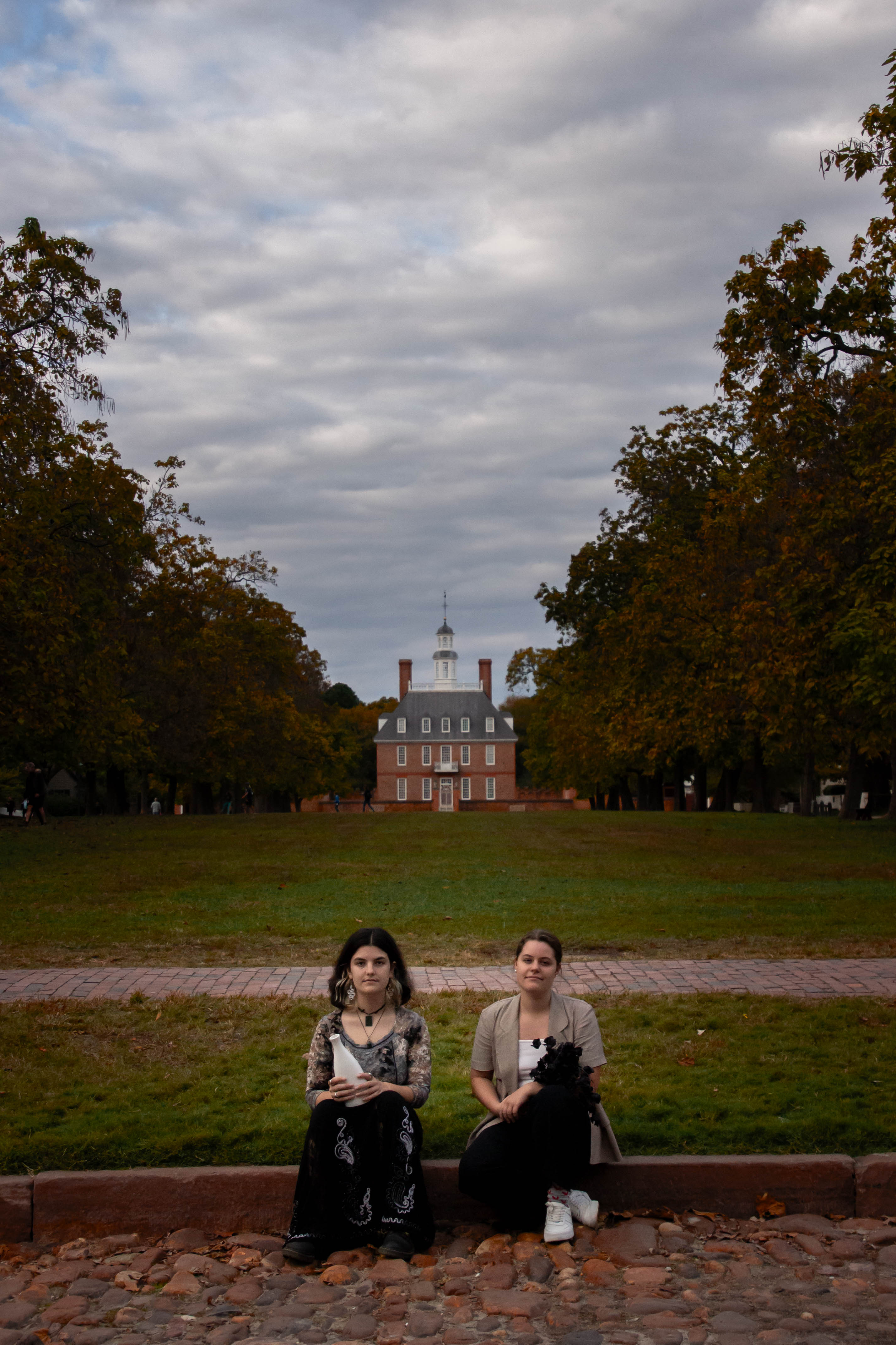 Leibowitz '24 and Pereira-Lopez '24 received Charles Center support to pursue research topics that first caught their interest in classes. (photo by Tess Willett)