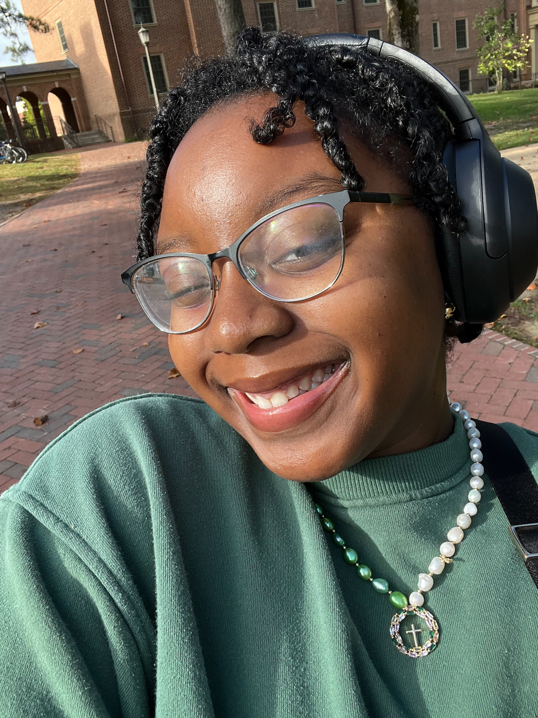 WMSURE fellow Jada Jones '25 is a business analytics and international relations double-major interested in global political economy and development. (photo courtesy Jada Jones)
