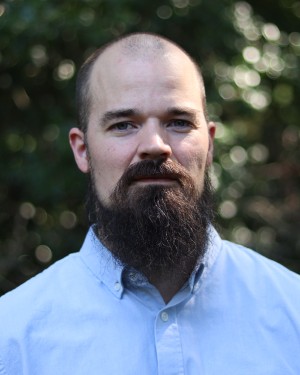 dustan_headshot1.jpg