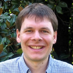 William & 玛丽 Professor of Physics Seth Aubin