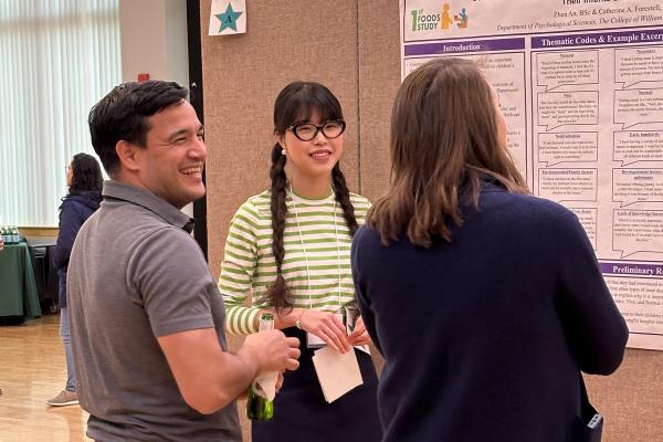 Zhen An presents her research during the GHRS poster session.