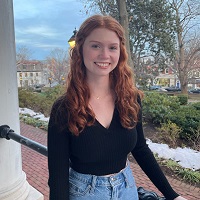 Lilly Pope