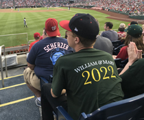 A member of the Class of 2022 attends William & 玛丽 Night at Nationals Stadium in Washington, D.C., Aug. 7.