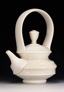 Teapot, porcelain, 2018 (Photo courtesy of Mike Jabbur)