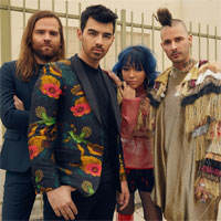 dnce-thumb.jpg