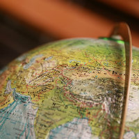 globe_200.jpg