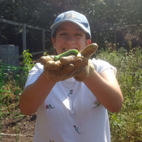 gardenworkday4-thumb.jpg