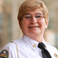 Closeup image of William & 玛丽 Police Chief Deb Cheesebro