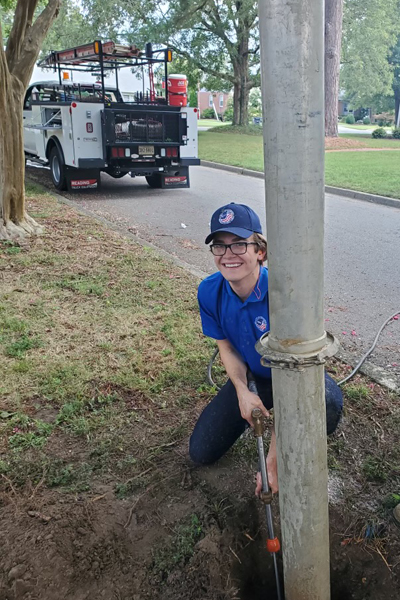William & 玛丽 student Max Berckmueller ’23 worked closely with many departments, including public works, during his summer internship with the City of Williamsburg. (Submitted photo).