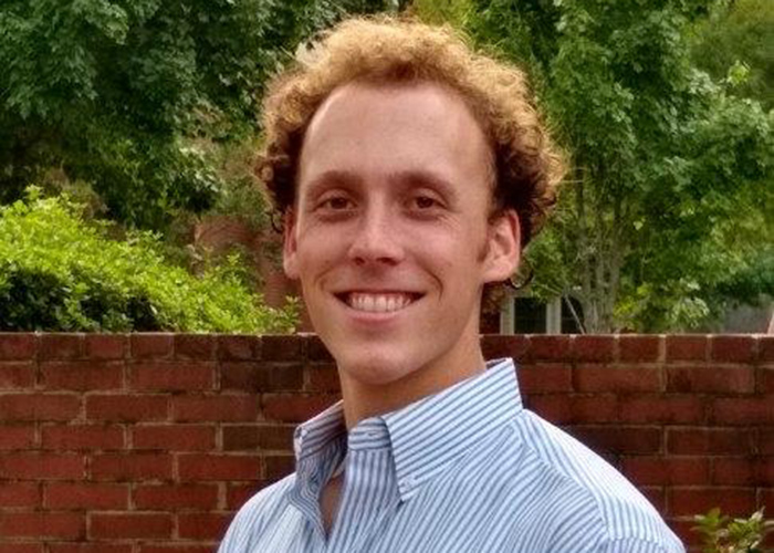Matthew Tucker ’22 started volunteering as an EMT with the Williamsburg Volunteer Fire Department his freshman year at William & 玛丽. (Courtesy photo)