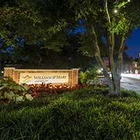William & 玛丽 sign seen at night