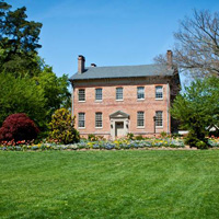 The William & 玛丽 Alumni House