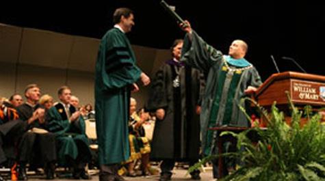 Comey delivers Charter Day 2008 keynote