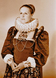 Glenn Close in a publicity photo for the production of ''Antony and Cleopatra'' (courtesy of Swem Library's Special Collections Research Center)