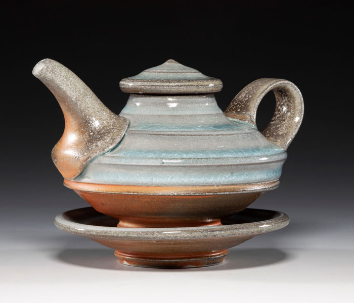 Oil cruet, stoneware, 2018 (Photo courtesy of Mike Jabbur)