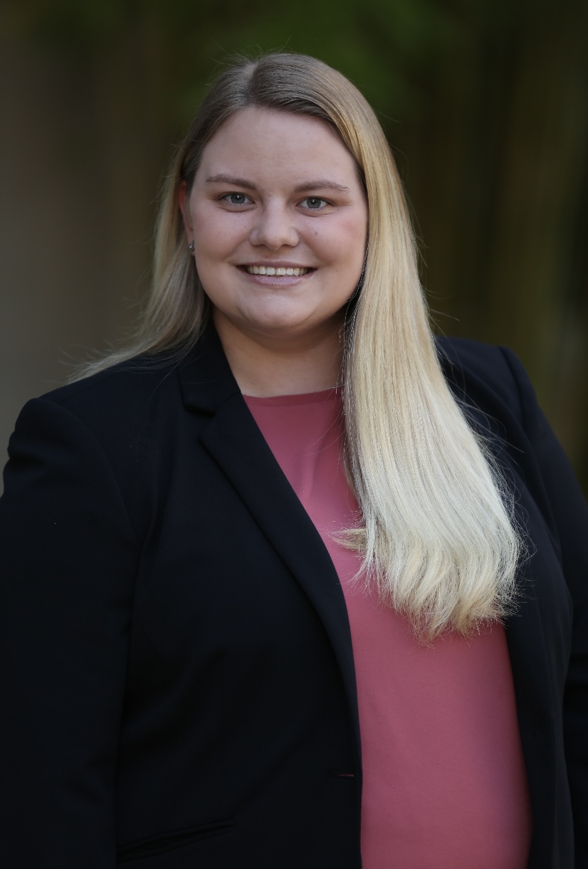 Professional Headshot of Maria Jay
