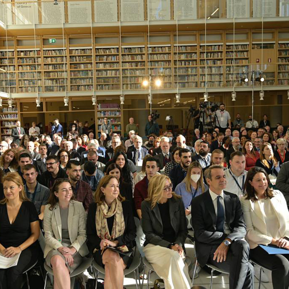 pharos-summit-crowd-tile.jpg