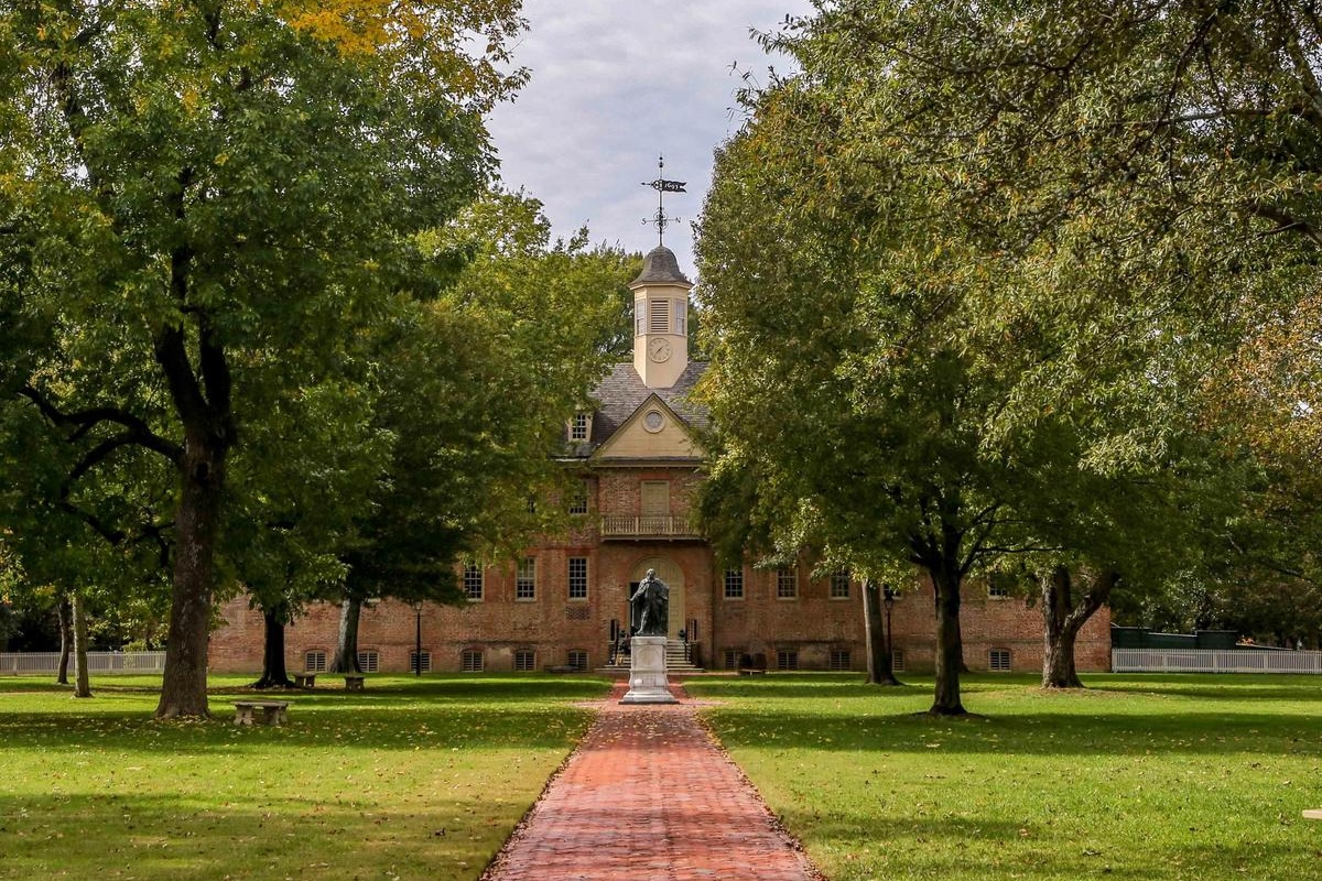 #8 Most Beautiful College Quads in America (Architectural Digest 2024)